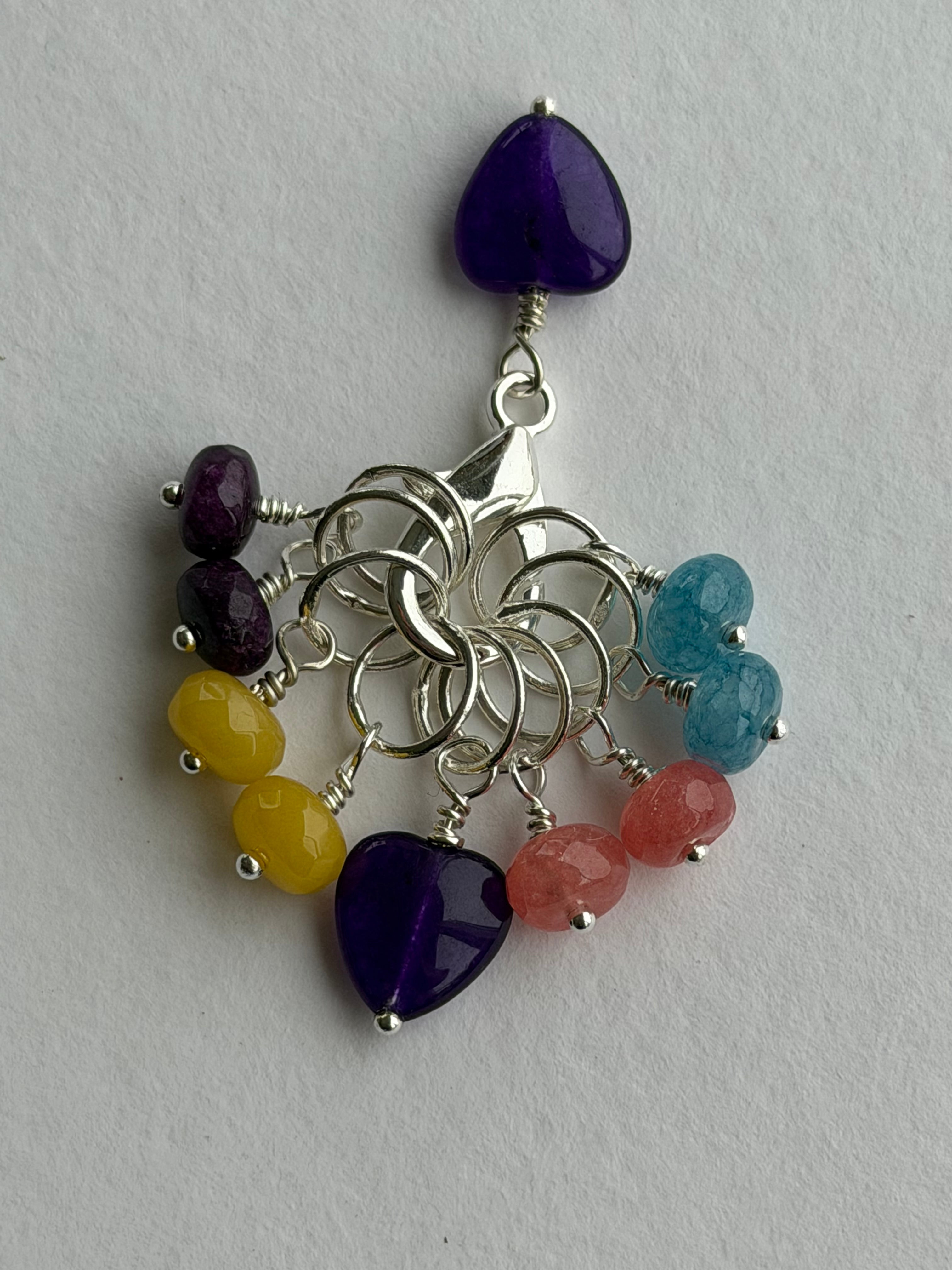 Maskemarkør sæt Rondeller - Lilla Hjerte forsølvet. Op til 7 mm. Akvamarin, Gul Jade, lilla jade og Rhodocrosit