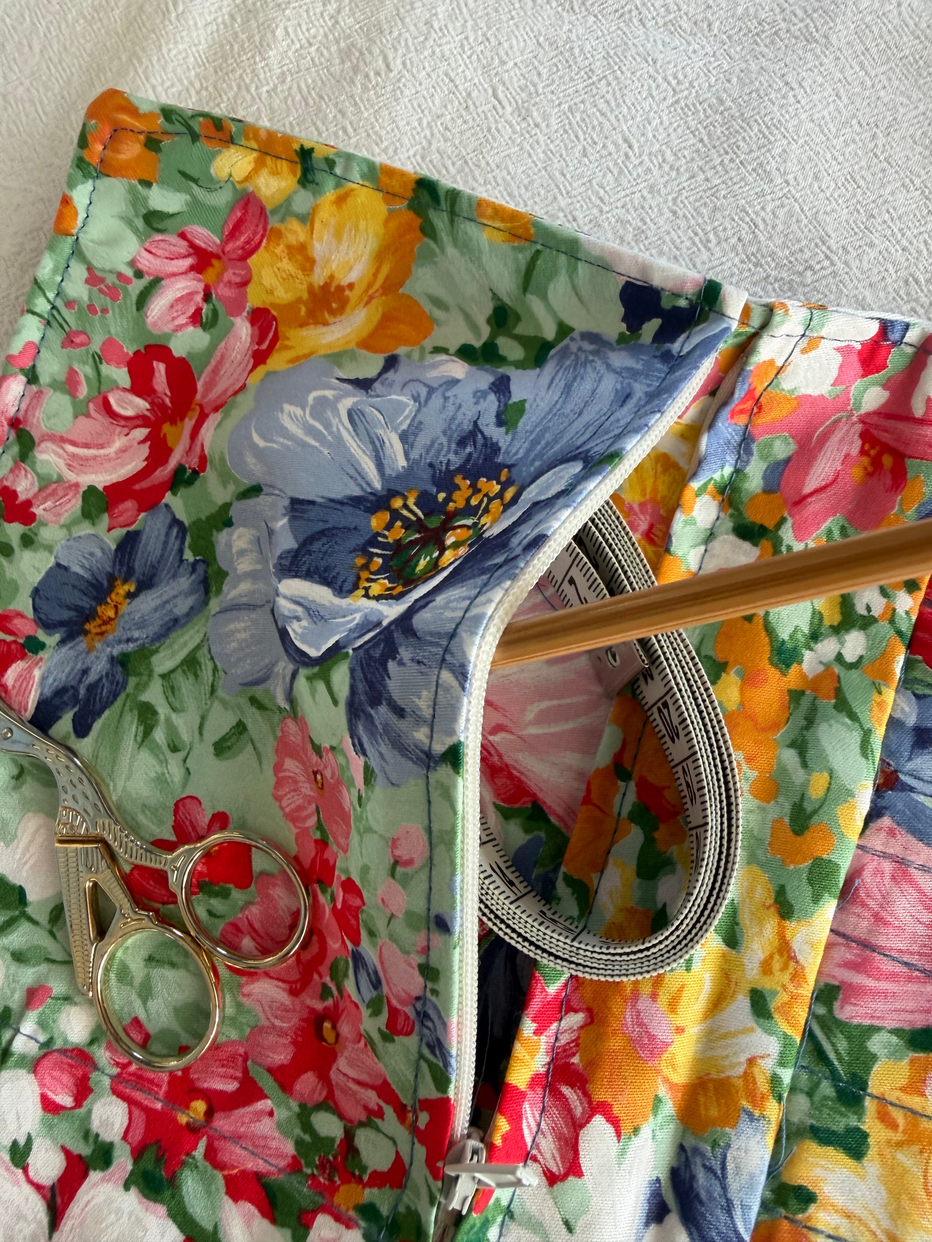 Strikke-Værktøjs-Etui 10. -Sommer Blomster