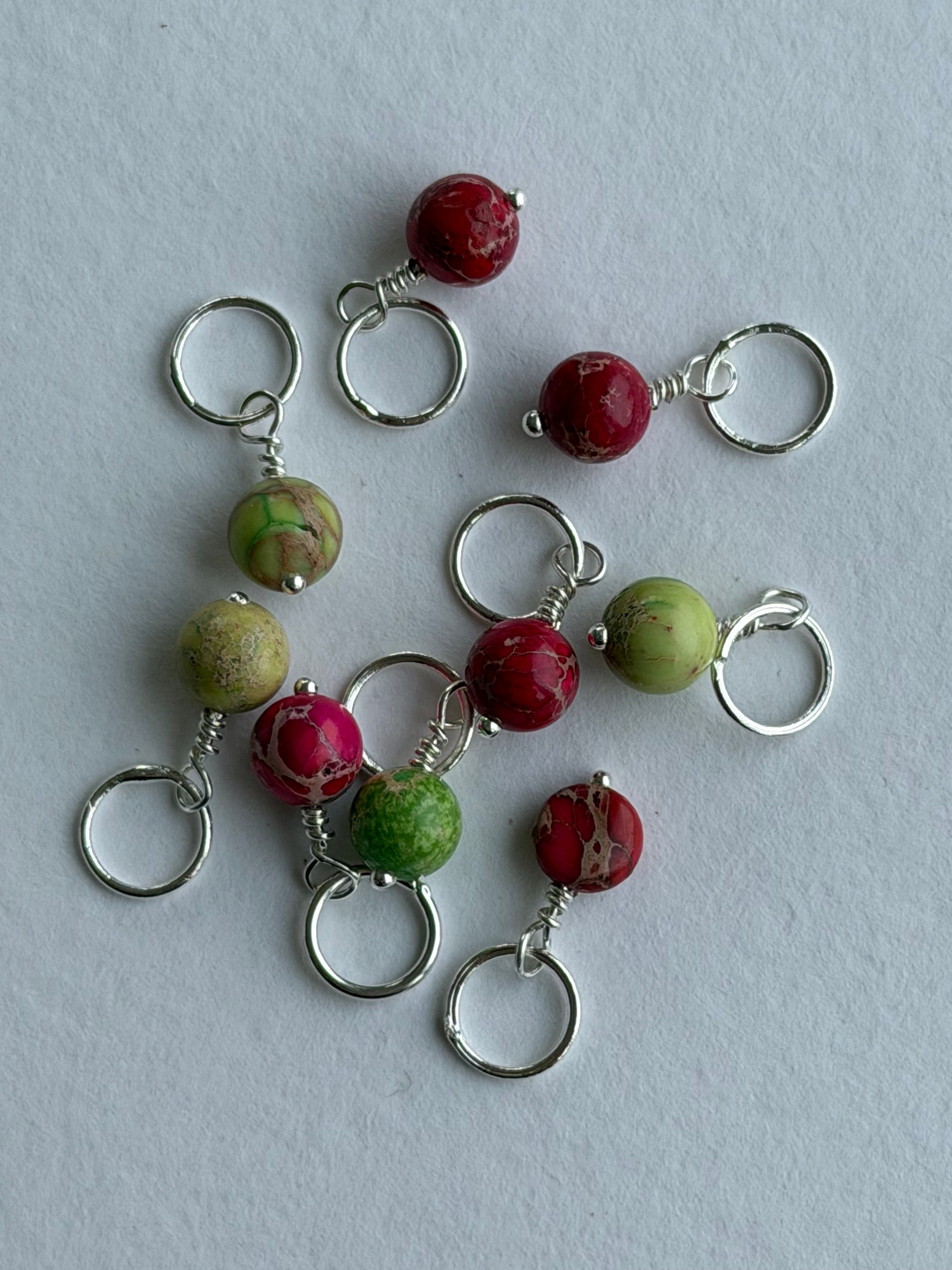 9 Maskemarkører 8mm sten forsølvet - Lime og pink farvet sea sediment - Passer på op til 7mm pinde