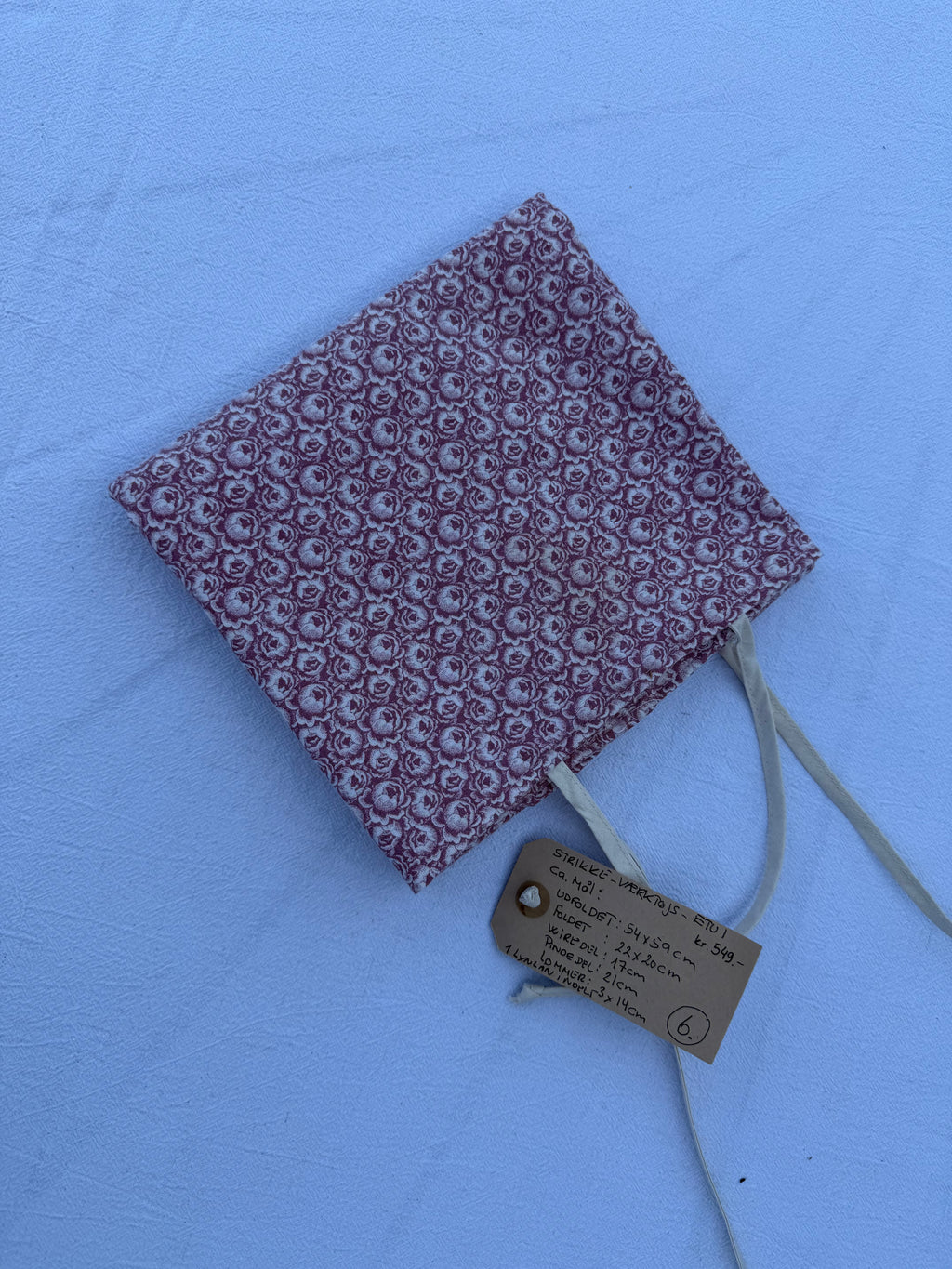 Strikke-Værktøjs-Etui 6. - Blomster lys støvet rosa - Handmade by Nogetfralene