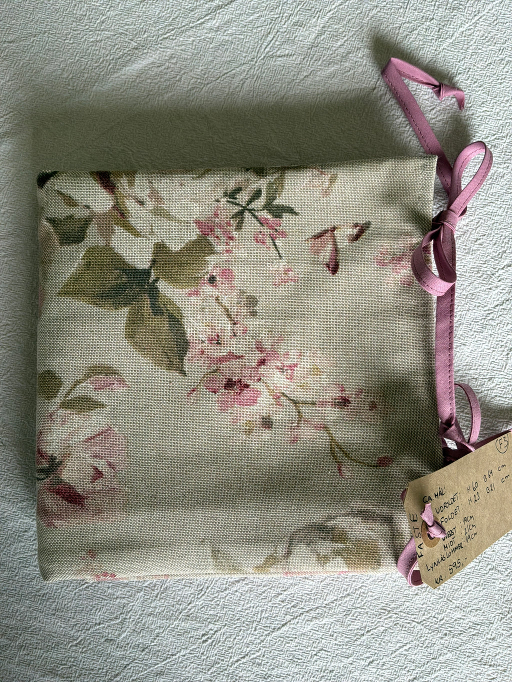 Strikke-Værktøjs-Etui - F.3 - Hør med blomstermotiv - Faste Rundpinde mm