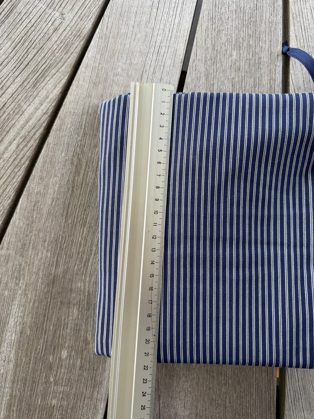 Strikke-Værktøjs-Etui 1. Stribet blå/beige