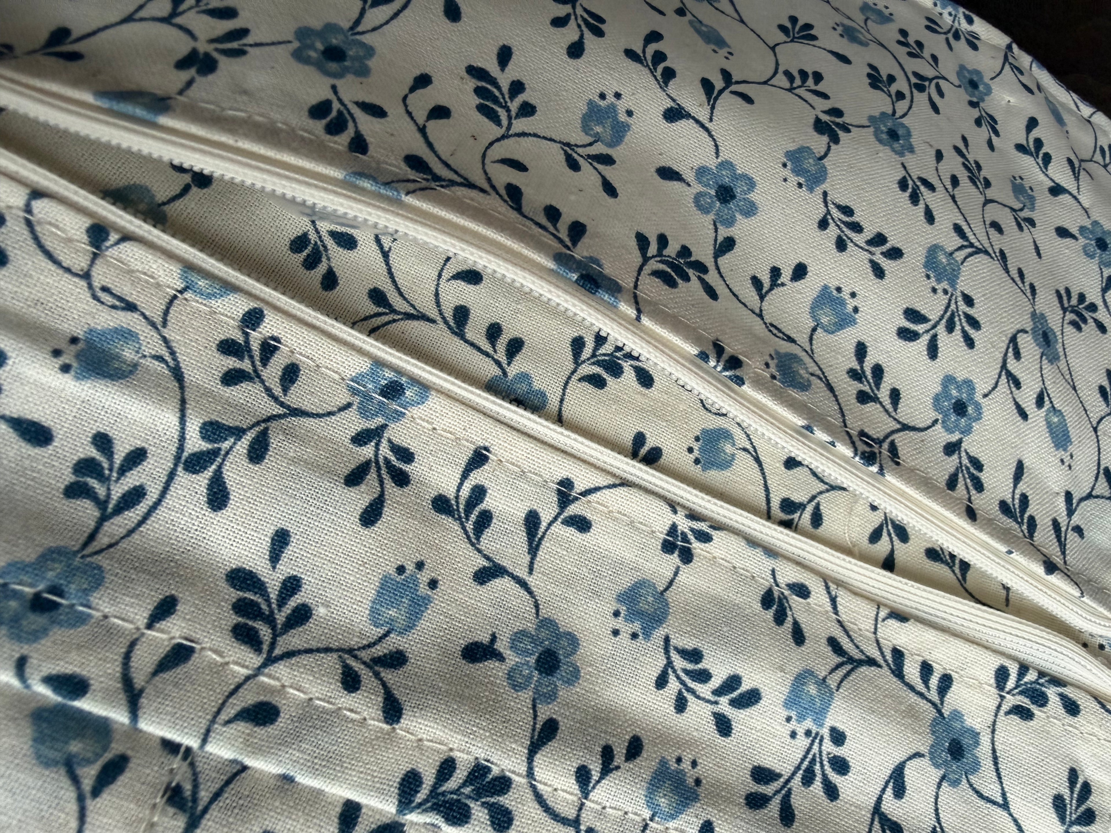 Strikke-Værktøjs-Etui 5. Blå blomst