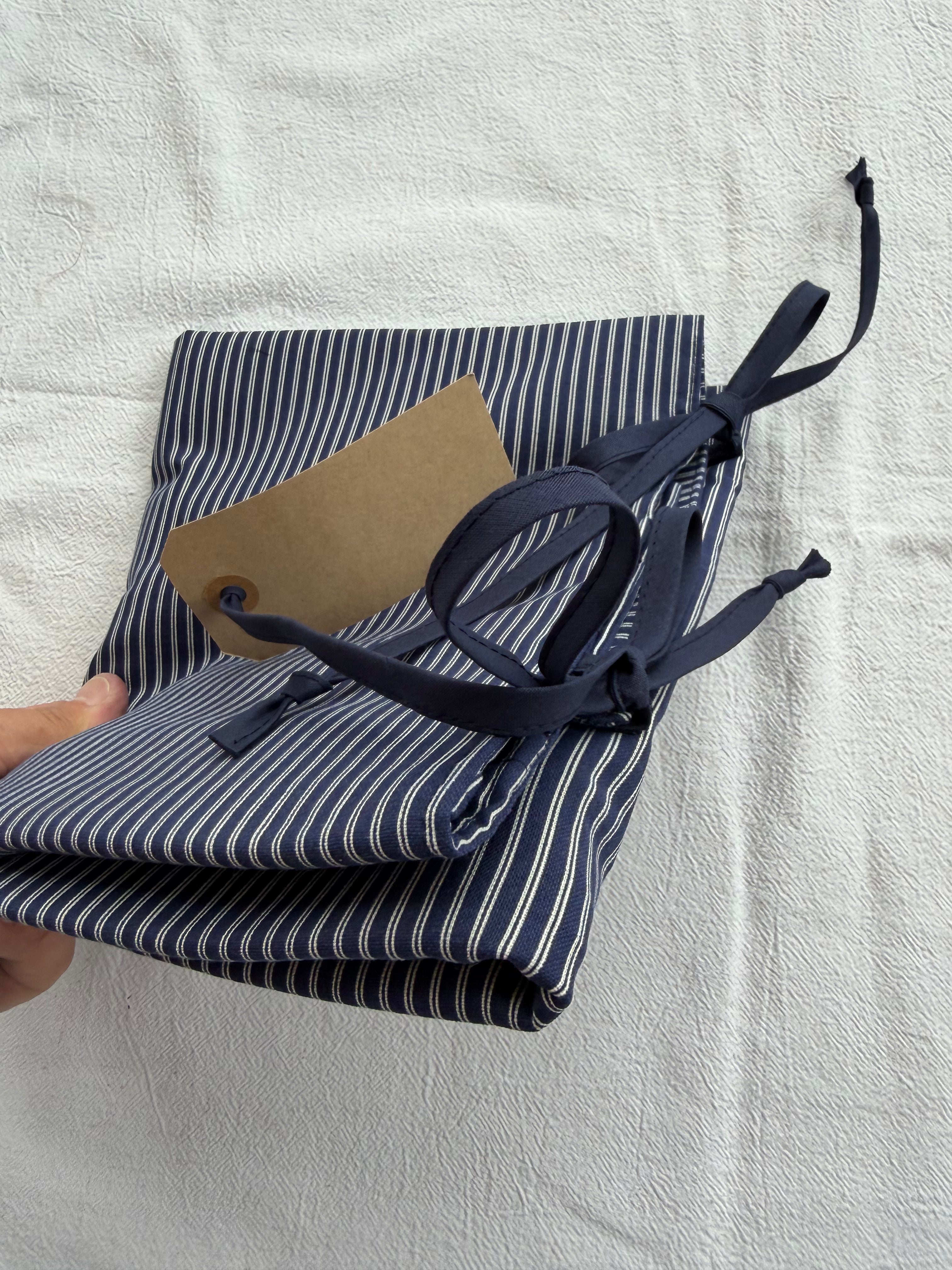 Strikke-Værktøjs-Etui 12. - Handmade by Nogetfralene - Blå “mælkedreng”