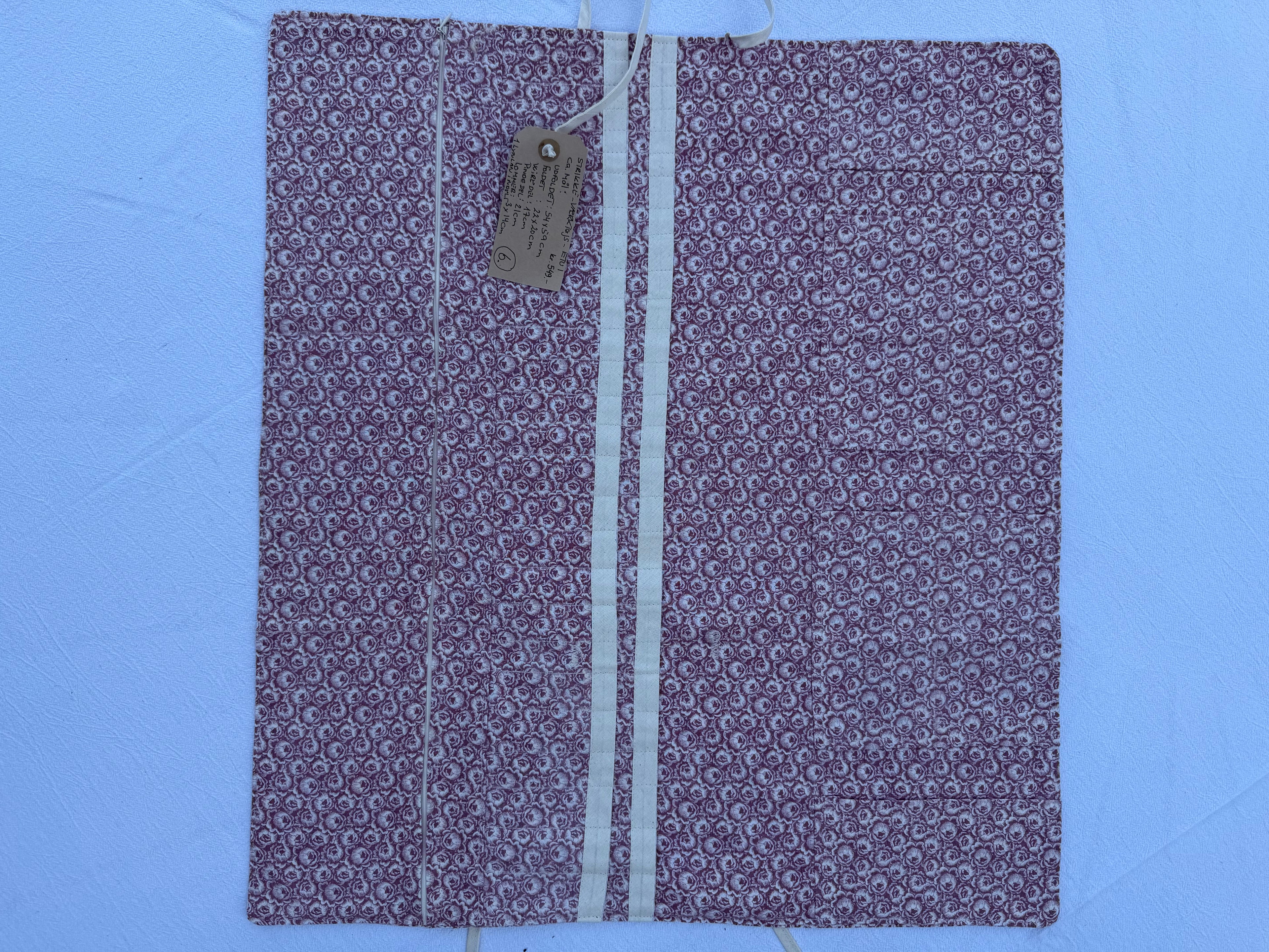Strikke-Værktøjs-Etui 6. - Blomster lys støvet rosa - Handmade by Nogetfralene