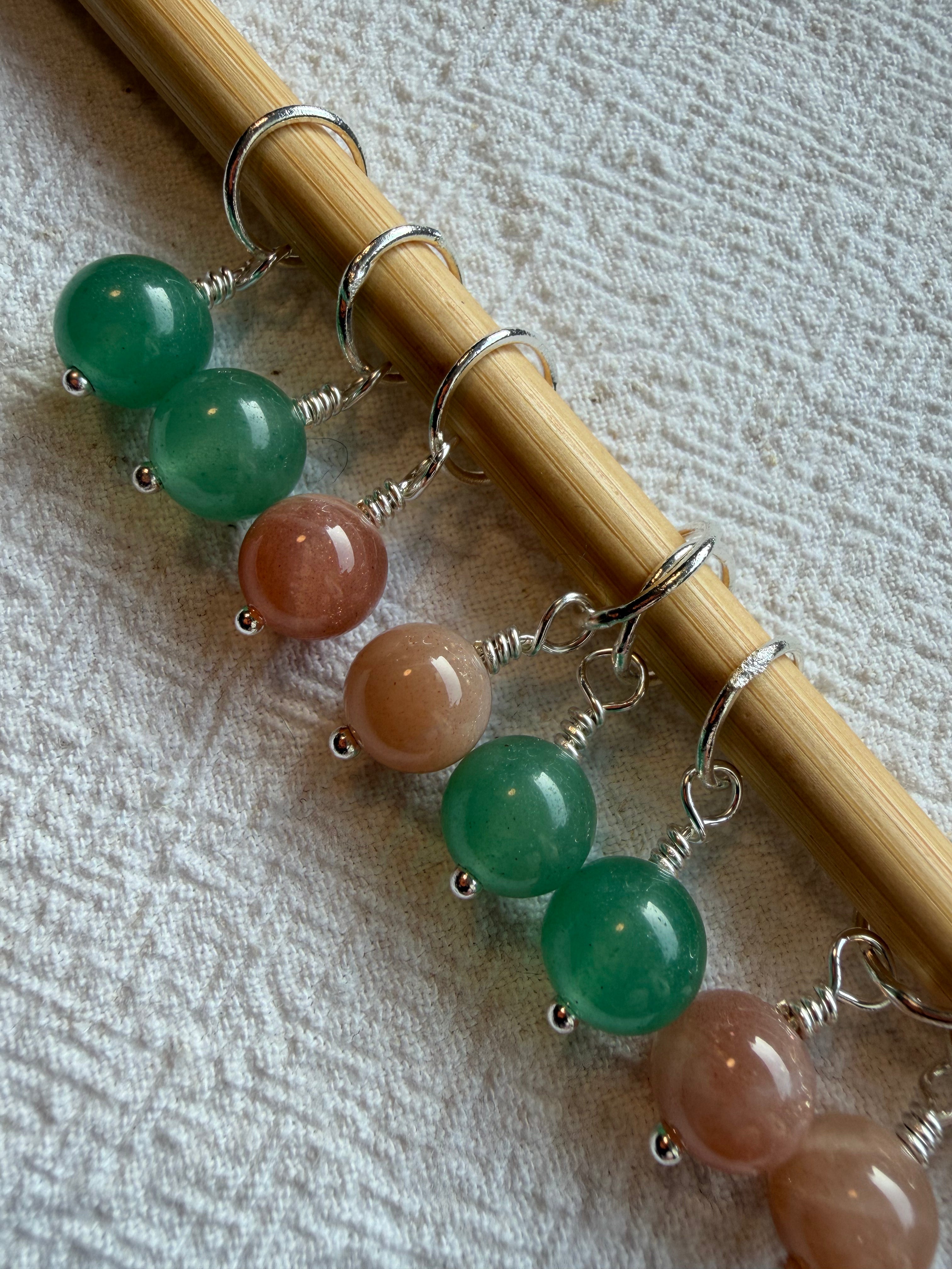 Raglan Markør sæt 7 forsølvet/forgyldt - Med 9 markører - de 8 som på billedet, den 9. Vælger du selv - Du vælger ringestørrelse - Du vælger med holder 229.- / uden holder 199.-