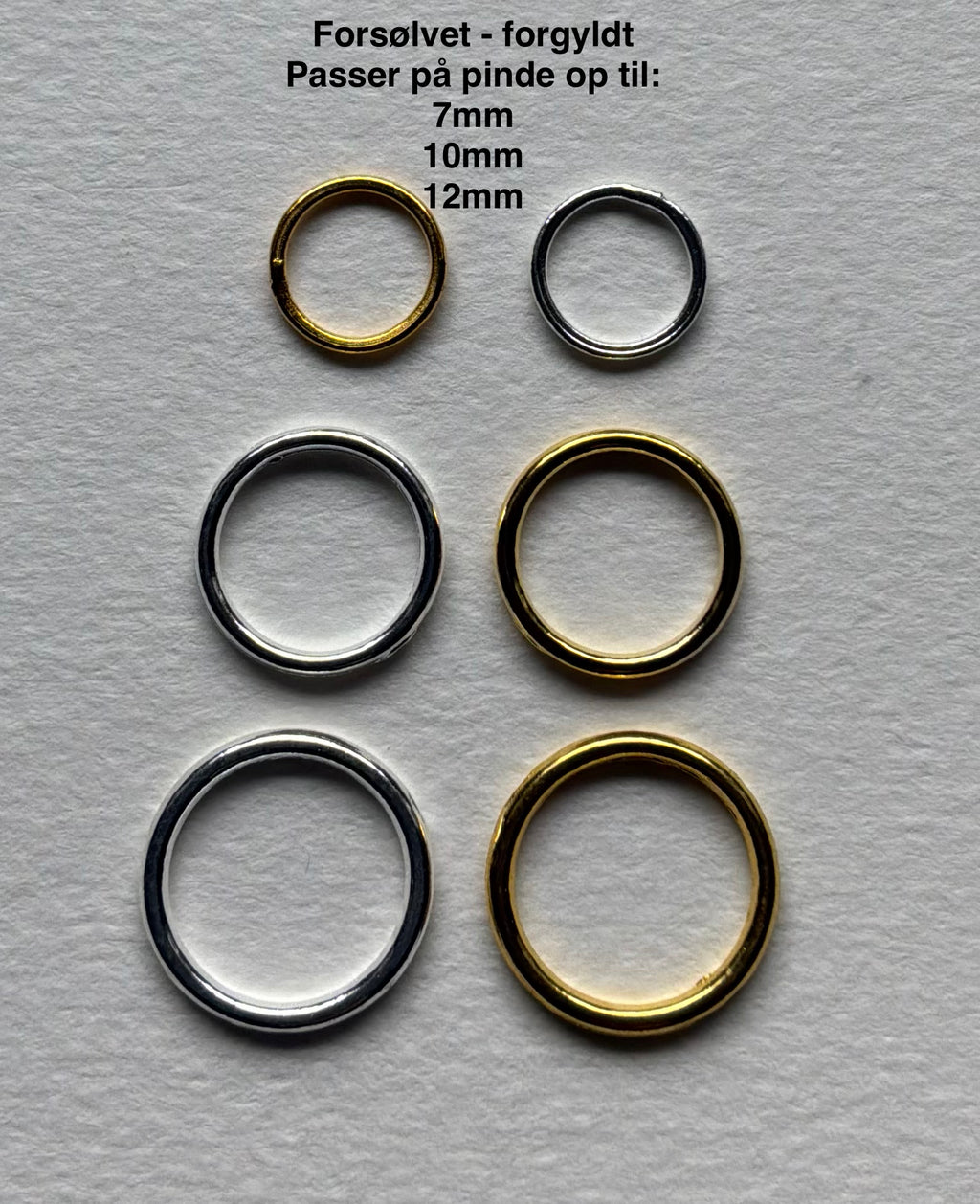 Raglan Markør sæt 1 forsølvet/forgyldt - Med 9 markører - de 8 som på billedet, den 9. Vælger du selv - Du vælger ringestørrelse - Du vælger med holder 229.- / uden holder 199.-