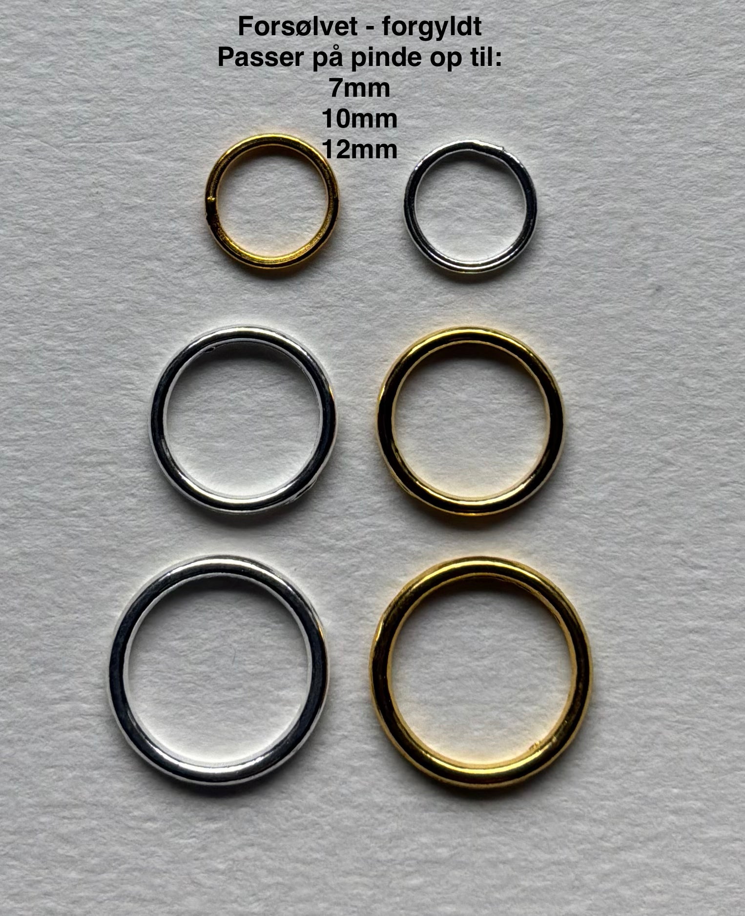 Raglan Markør sæt 12 forsølvet/forgyldt - Med 9 markører - de 8 som på billedet, den 9. Vælger du selv - Du vælger ringestørrelse - Du vælger med holder 229.- / uden holder 199.-