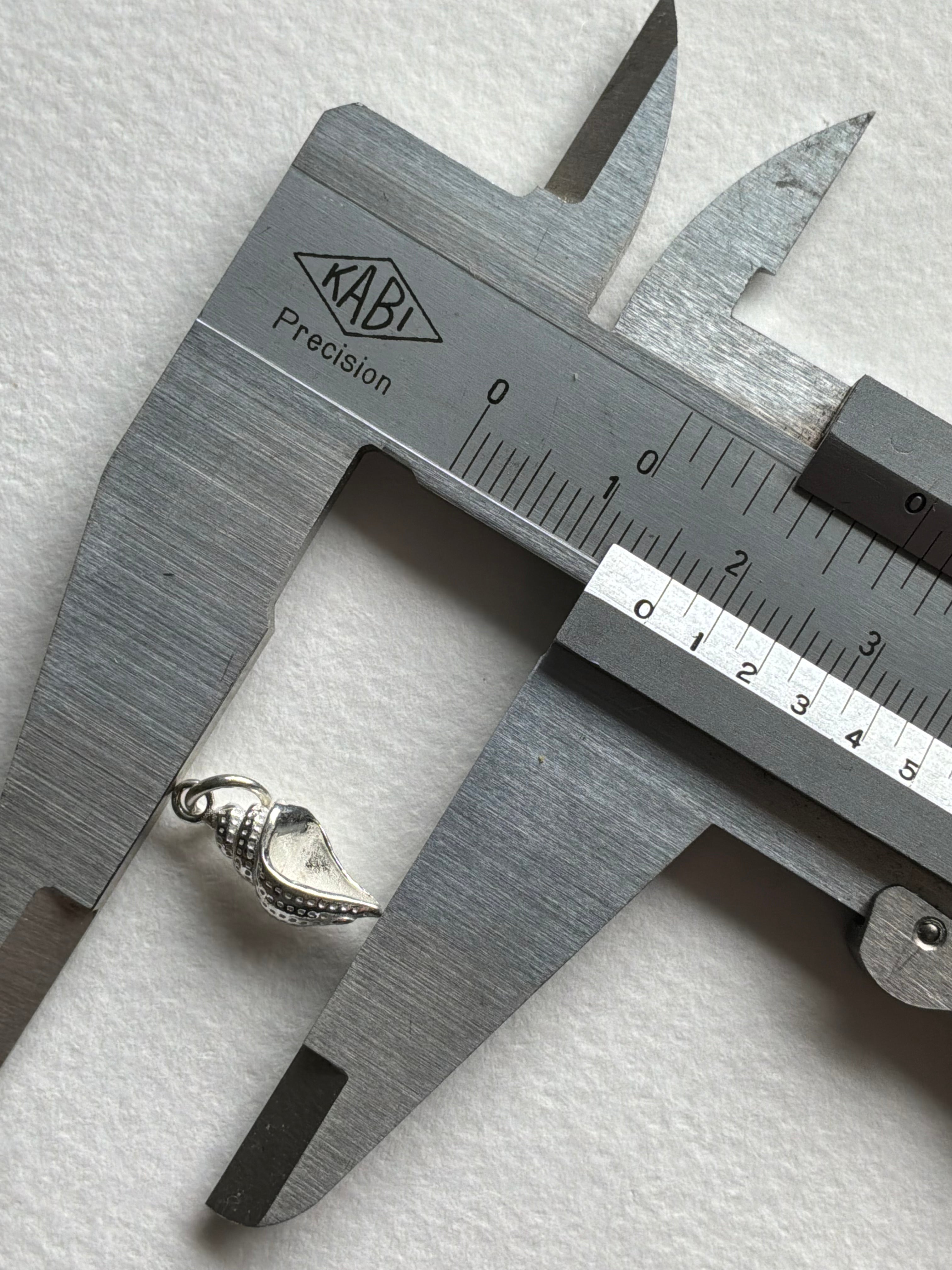 Sølv Konkylie vedhæng - Maskemarkør (op til 3 mm pinde)