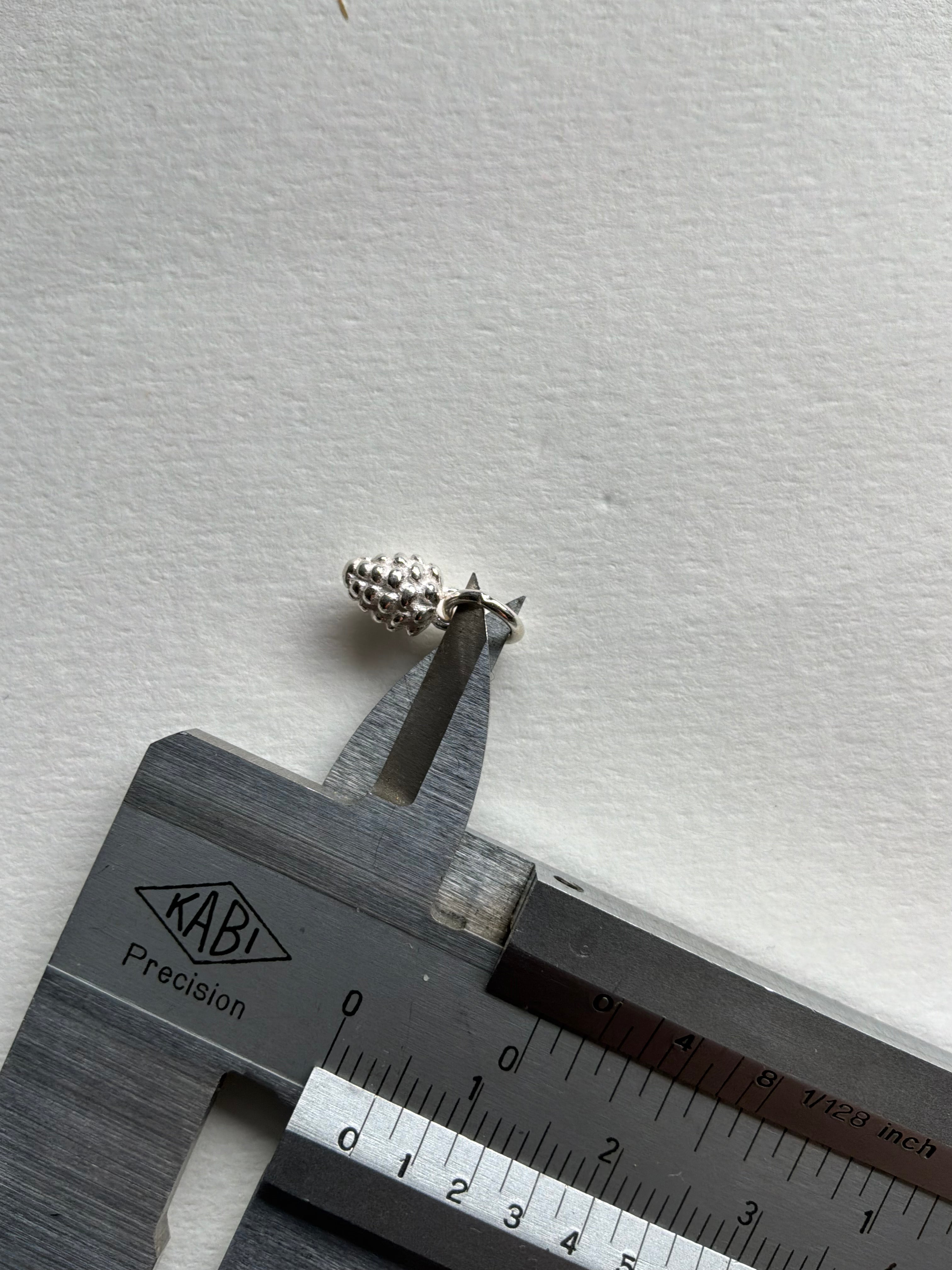 Sølv Kogle vedhæng - Maskemarkør (op til 3 mm pinde)