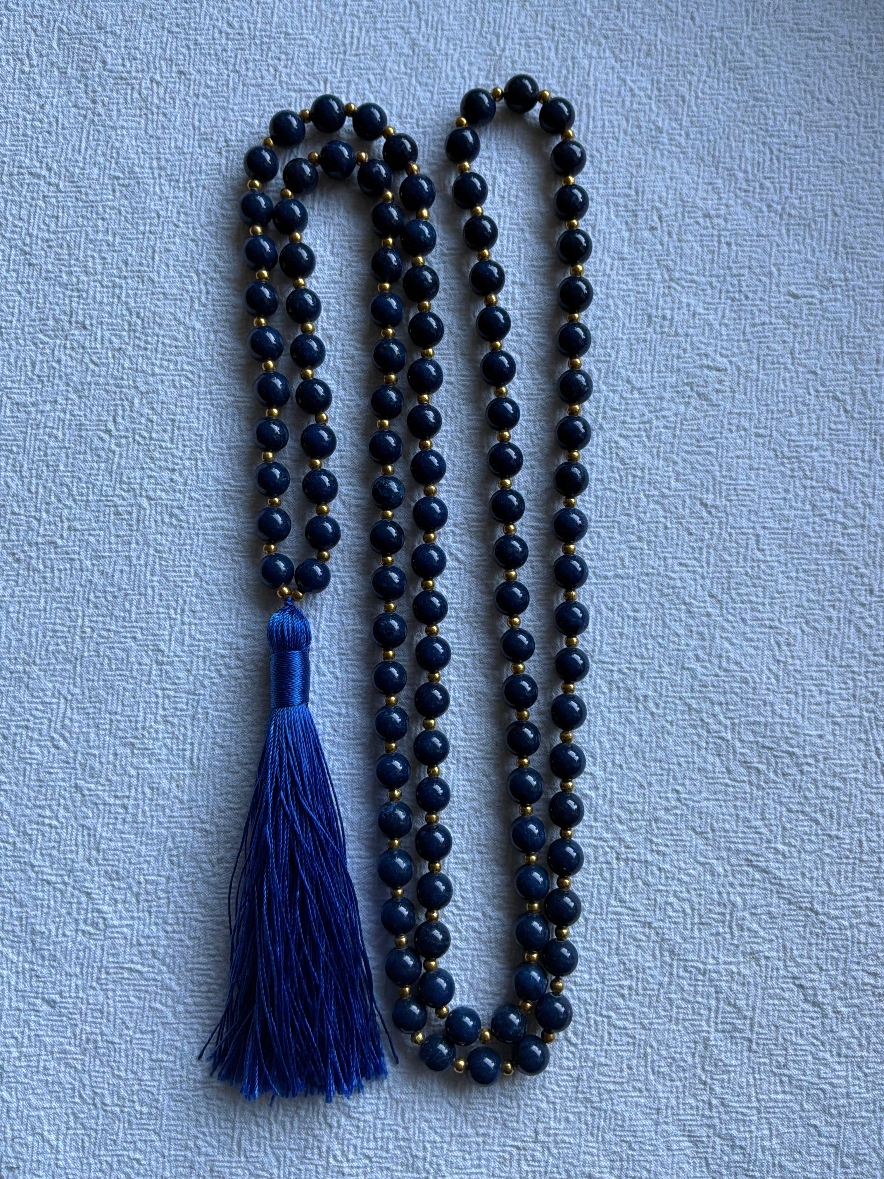 Mala halskæde 108 sten 8mm Lapis Lazuli (synt) -  klassisk kvast