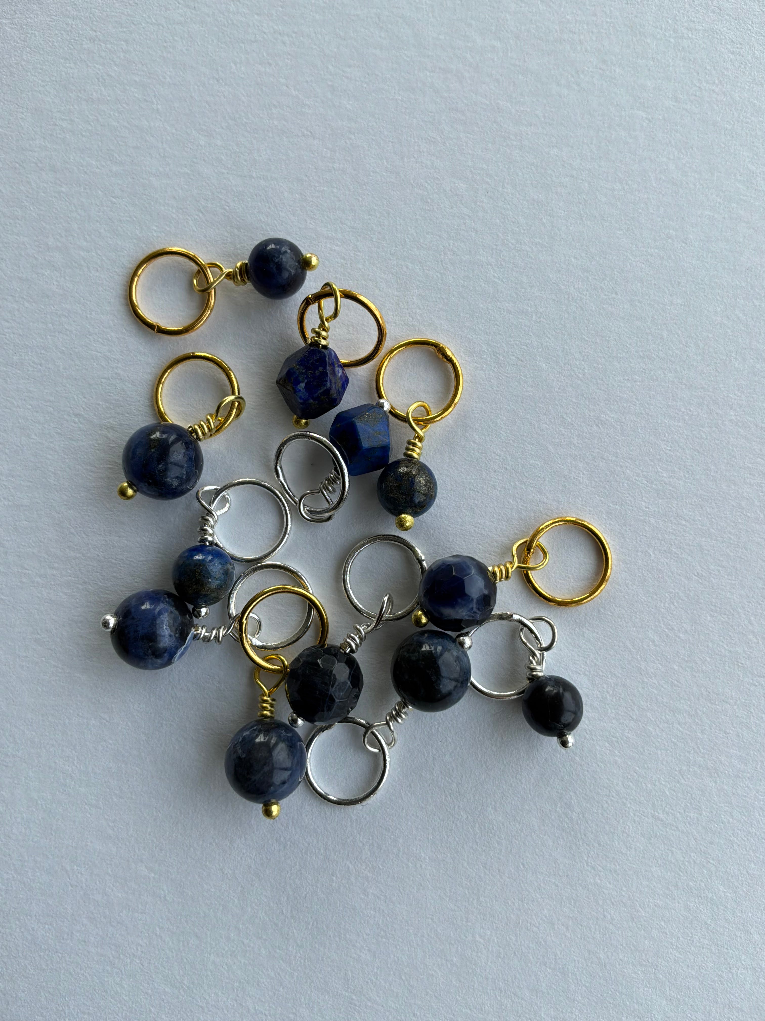 Maskemarkør sten - Sodalit og Lapis Lazuli blå mørk - Passer på op til 10mm strikkepinde (Kopi)