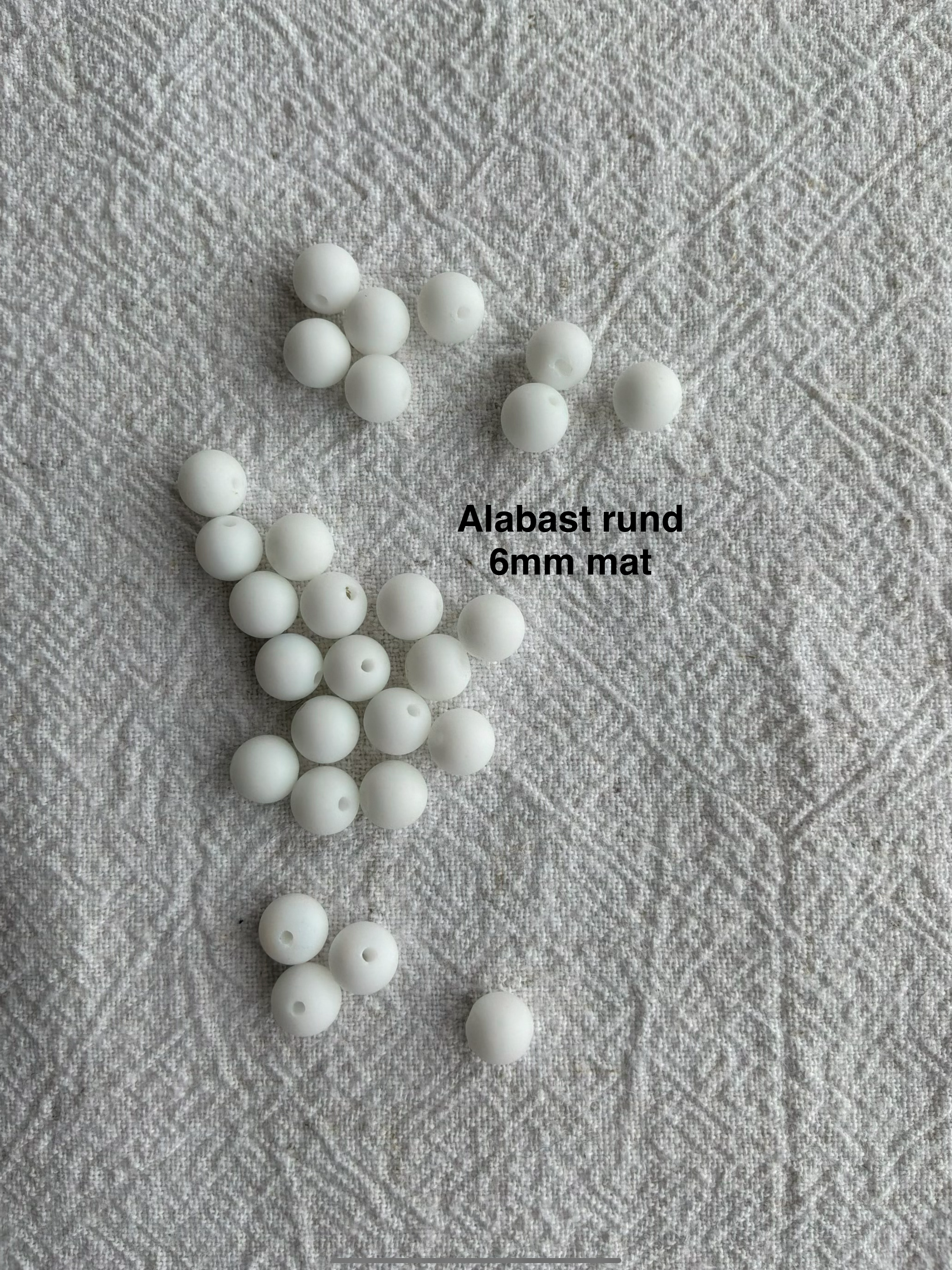 Maskemarkør sten - Onyx, Alabast, hvid agat, howlite hvid - Hvide og Sorte - Passer på op til 10mm strikkepinde