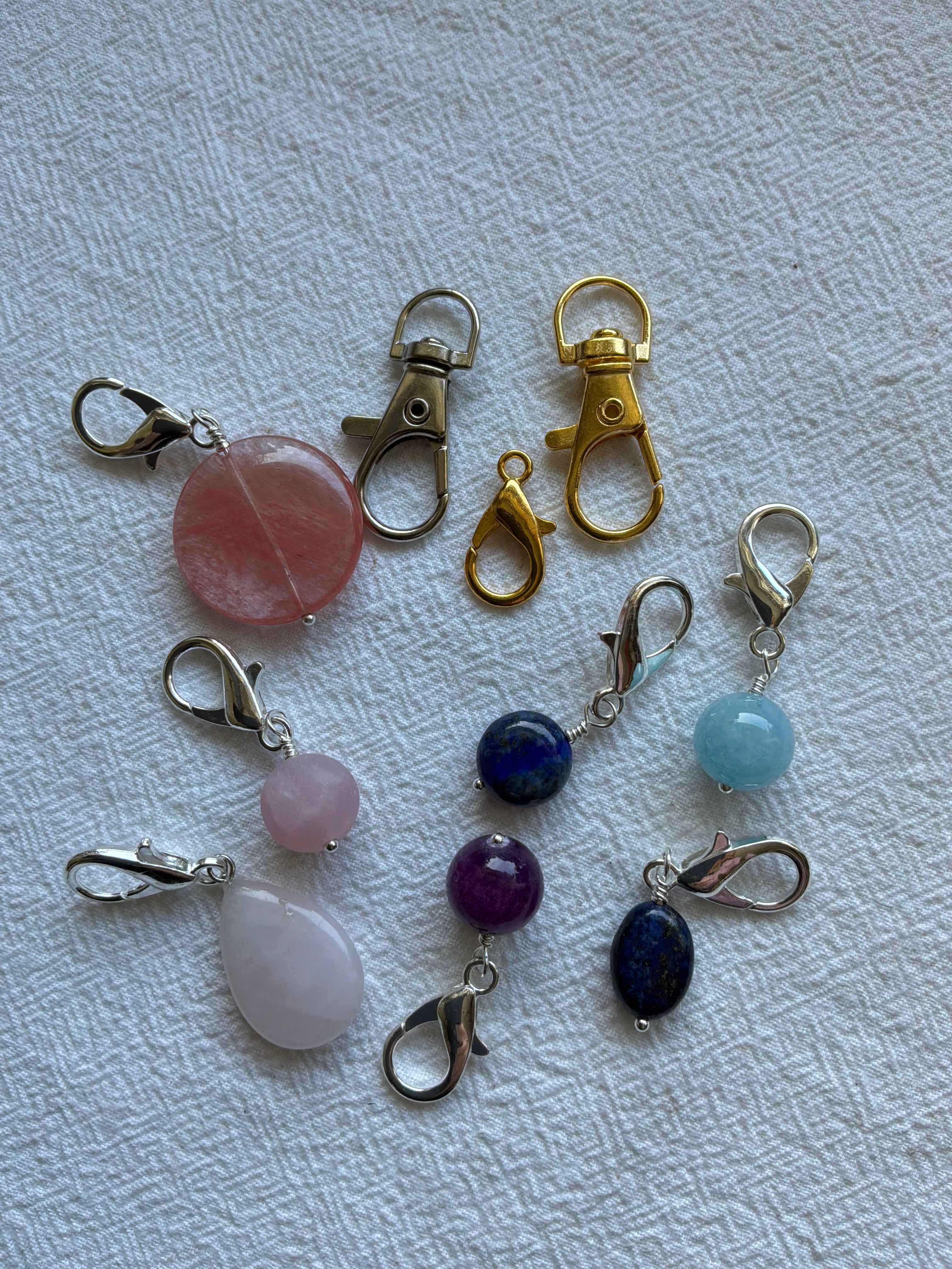 Markørholdere - lyserød, lilla og blå - vælg sten og vælg karabinhage forsølvet eller forgyldt