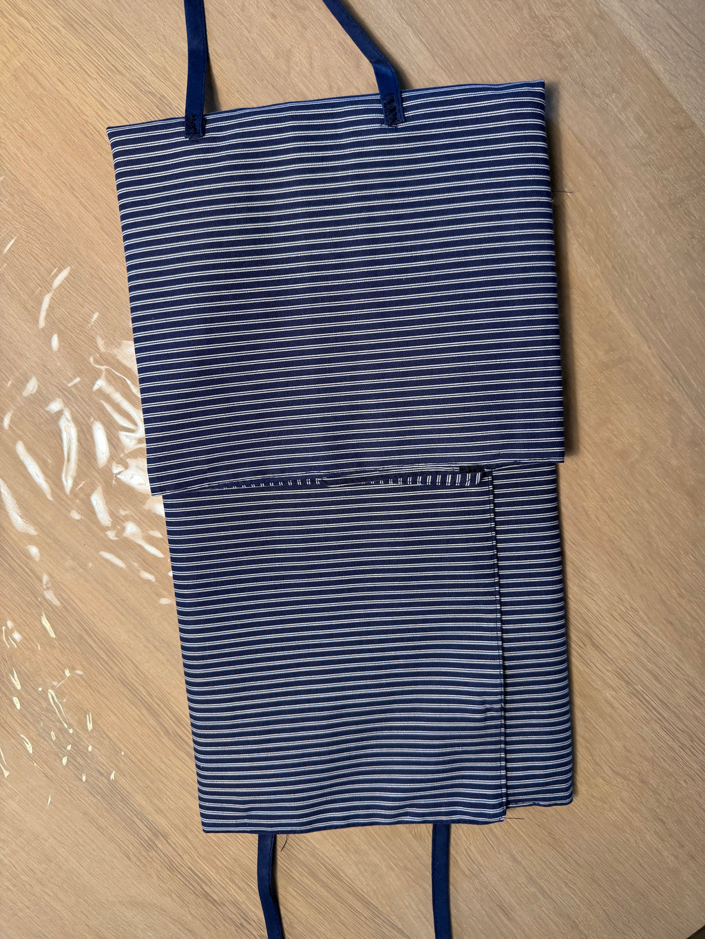 Strikke-Værktøjs-Etui 2. Stribet blå/lys beige