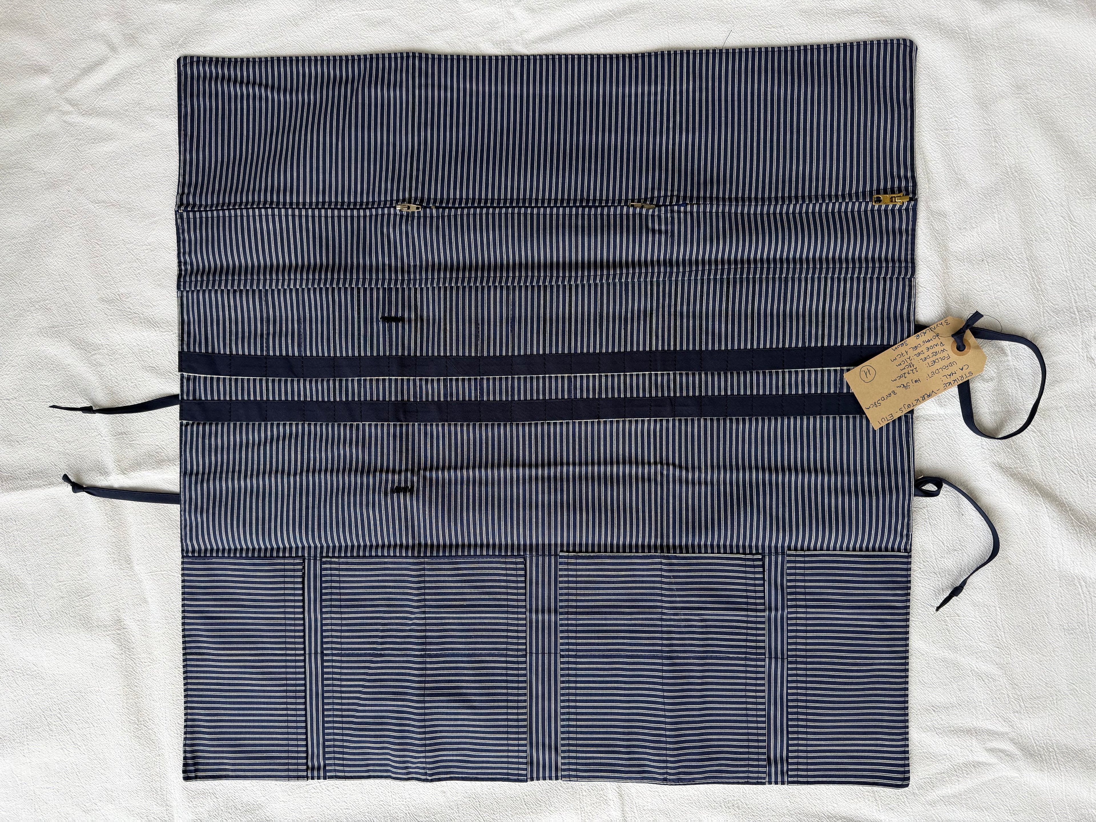 Strikke-Værktøjs-Etui 11. - Handmade by Nogetfralene - Blå “mælkedreng”