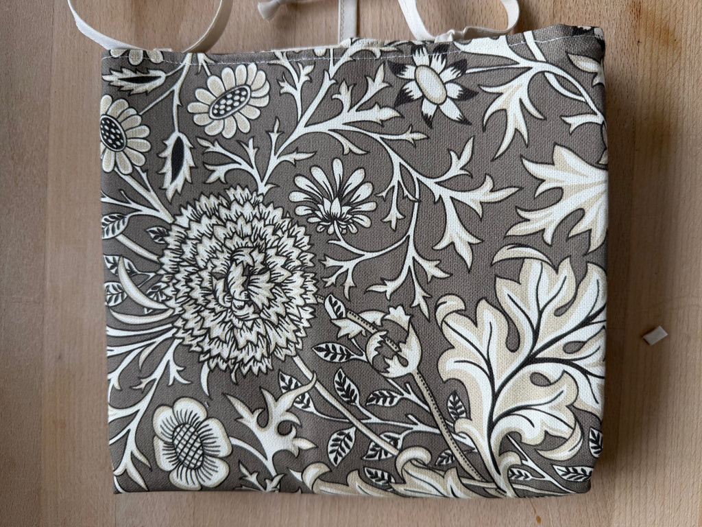 Strikke-Værktøjs-Etui 13 - beige/brun blomst