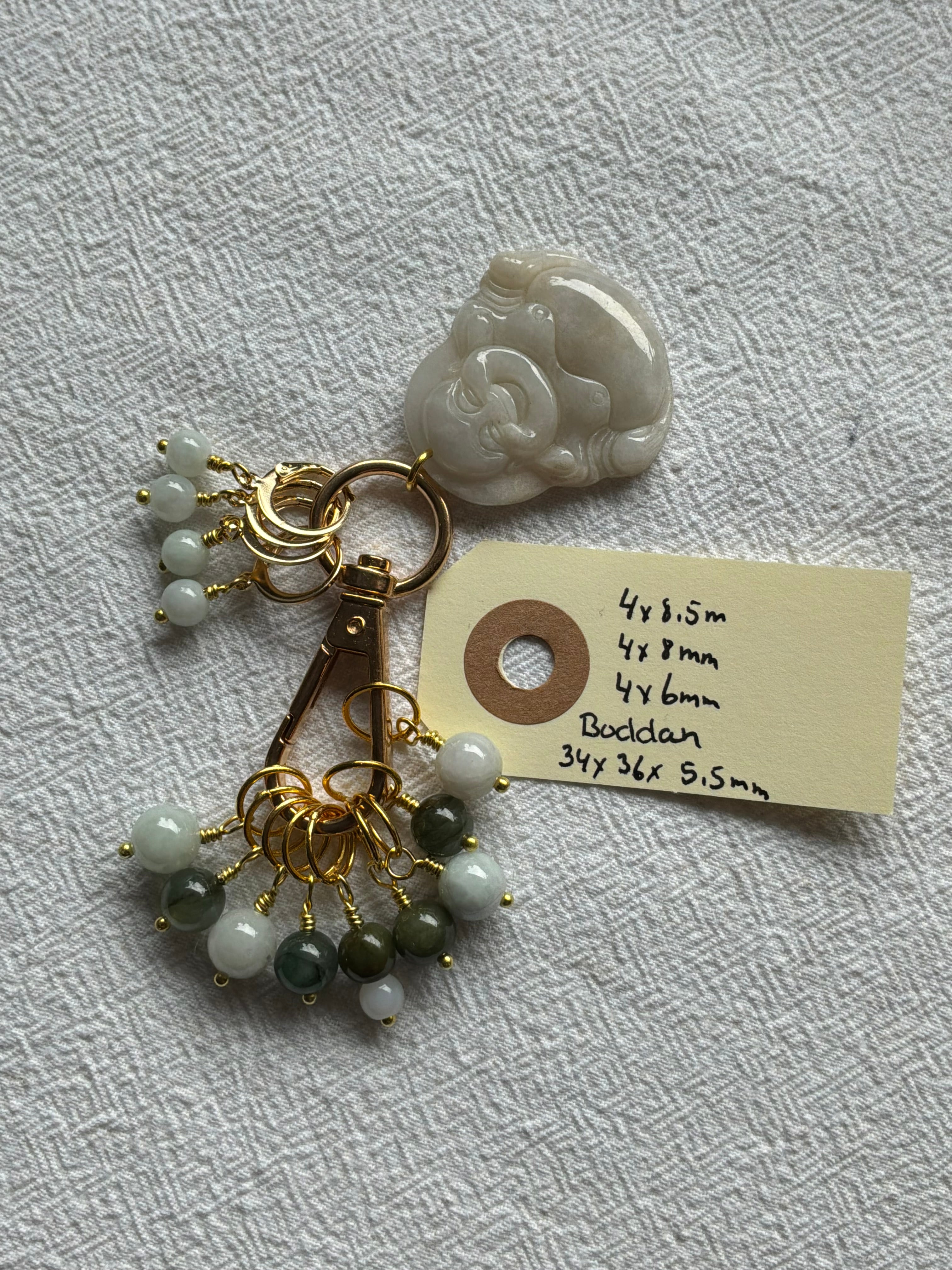 Maskemarkør sæt Jade grøn og gul. Med smiling Buddah vedhæng på markørholderen. Forgyldt op til 7 mm og åbenlukkelige