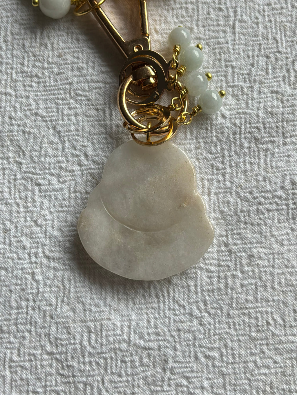 Maskemarkør sæt Jade grøn og gul. Med smiling Buddah vedhæng på markørholderen. Forgyldt op til 7 mm og åbenlukkelige