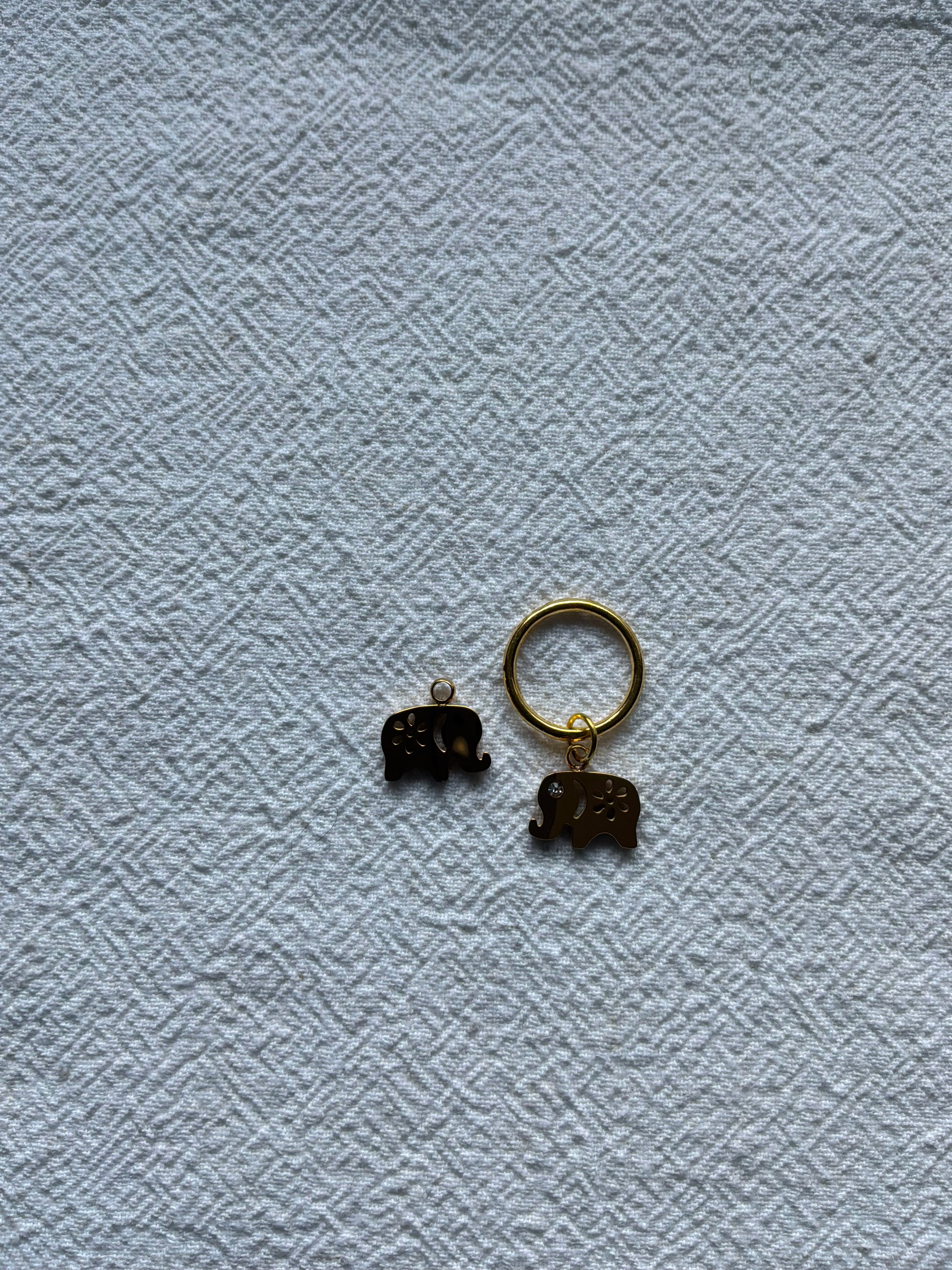 Maskemarkør enkelt Elefant med zirkonia sten 12x11mm. Vælg Op til 7mm, 10mm, eller åbenlukkelig