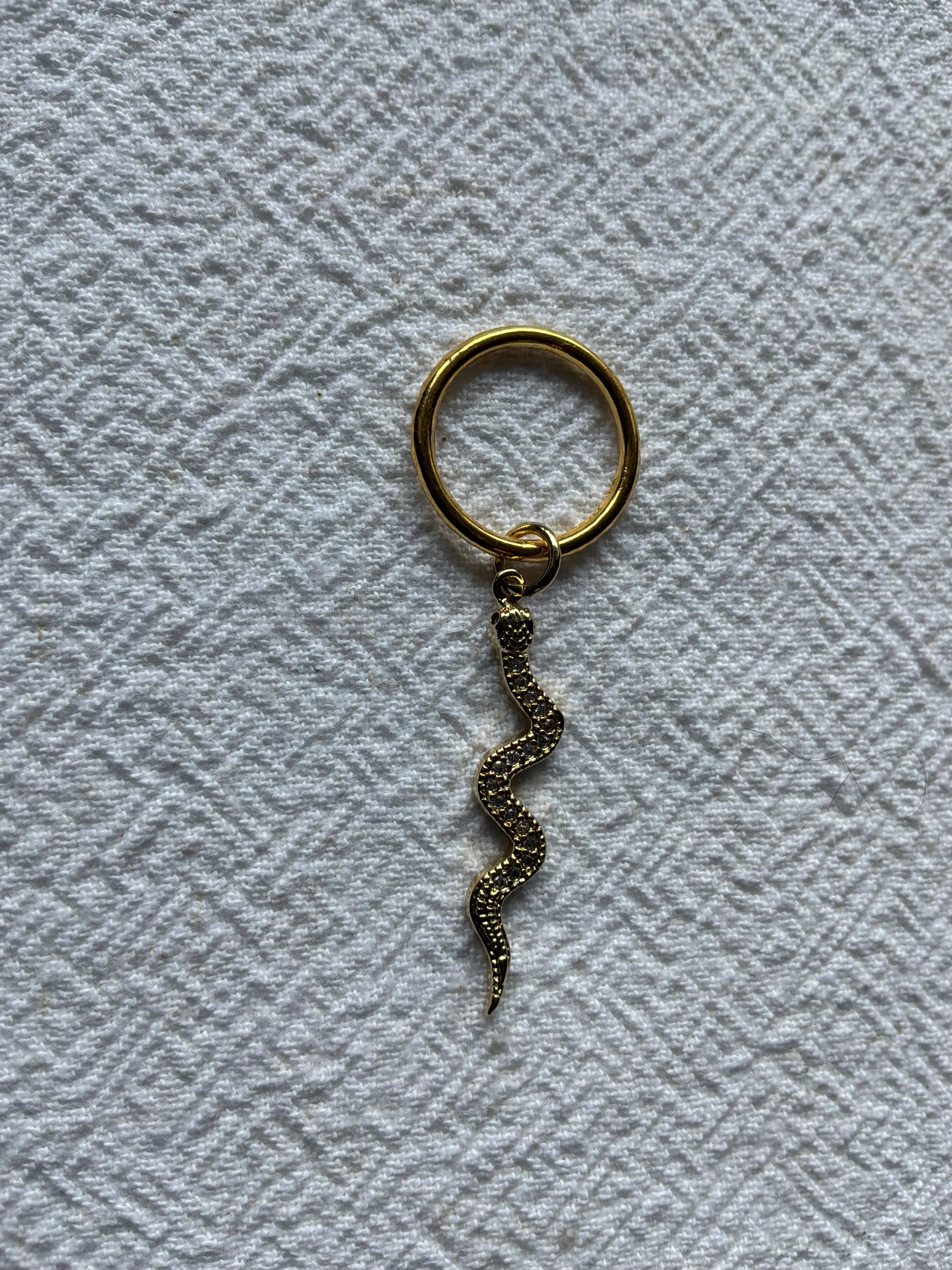 Maskemarkør enkelt Slange med zirkonia sten 29x6mm. Vælg Op til 7mm, 10mm, eller åbenlukkelig