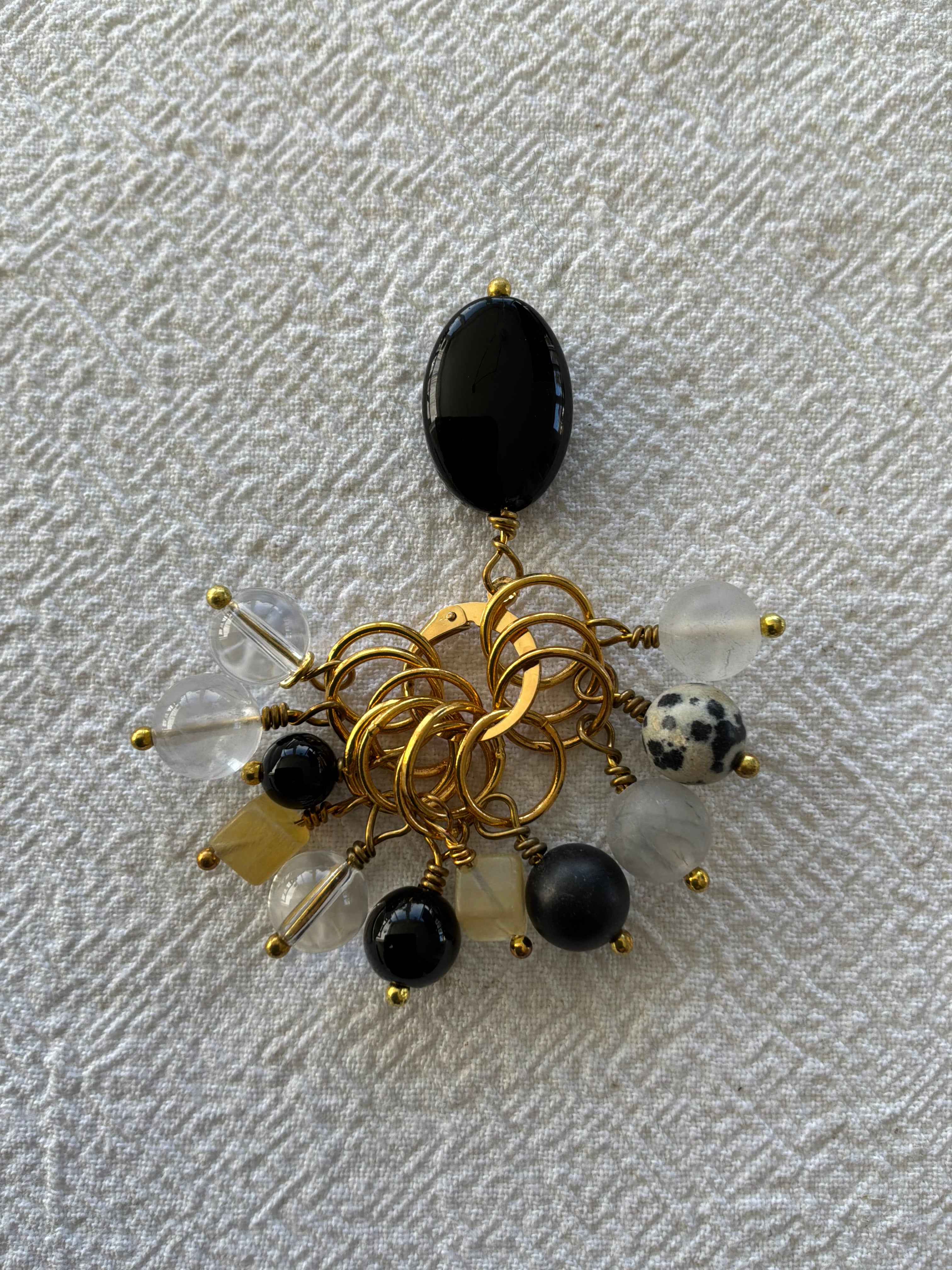 Maskemarkør sæt Onyx, Dalmantiner, Bjergkrystal, turmalin. Forgyldte markører der passer på op til 7 mm pinde