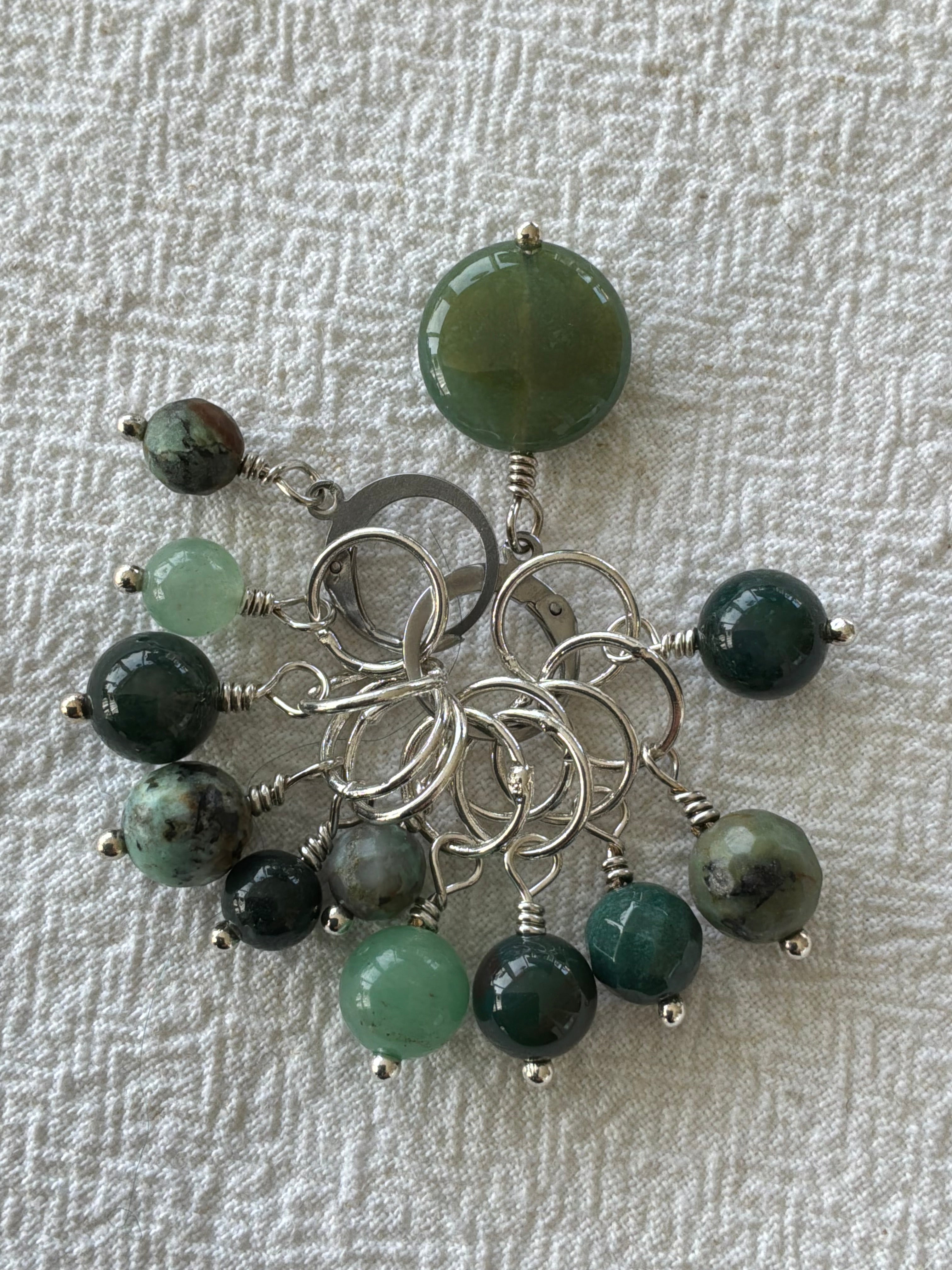 Maskemarkør sæt  1. Indisk Agat, Rubin, Afrikansk Turkis, Aventurin og Mos Agat forsølvet. Op til 7 mm pinde