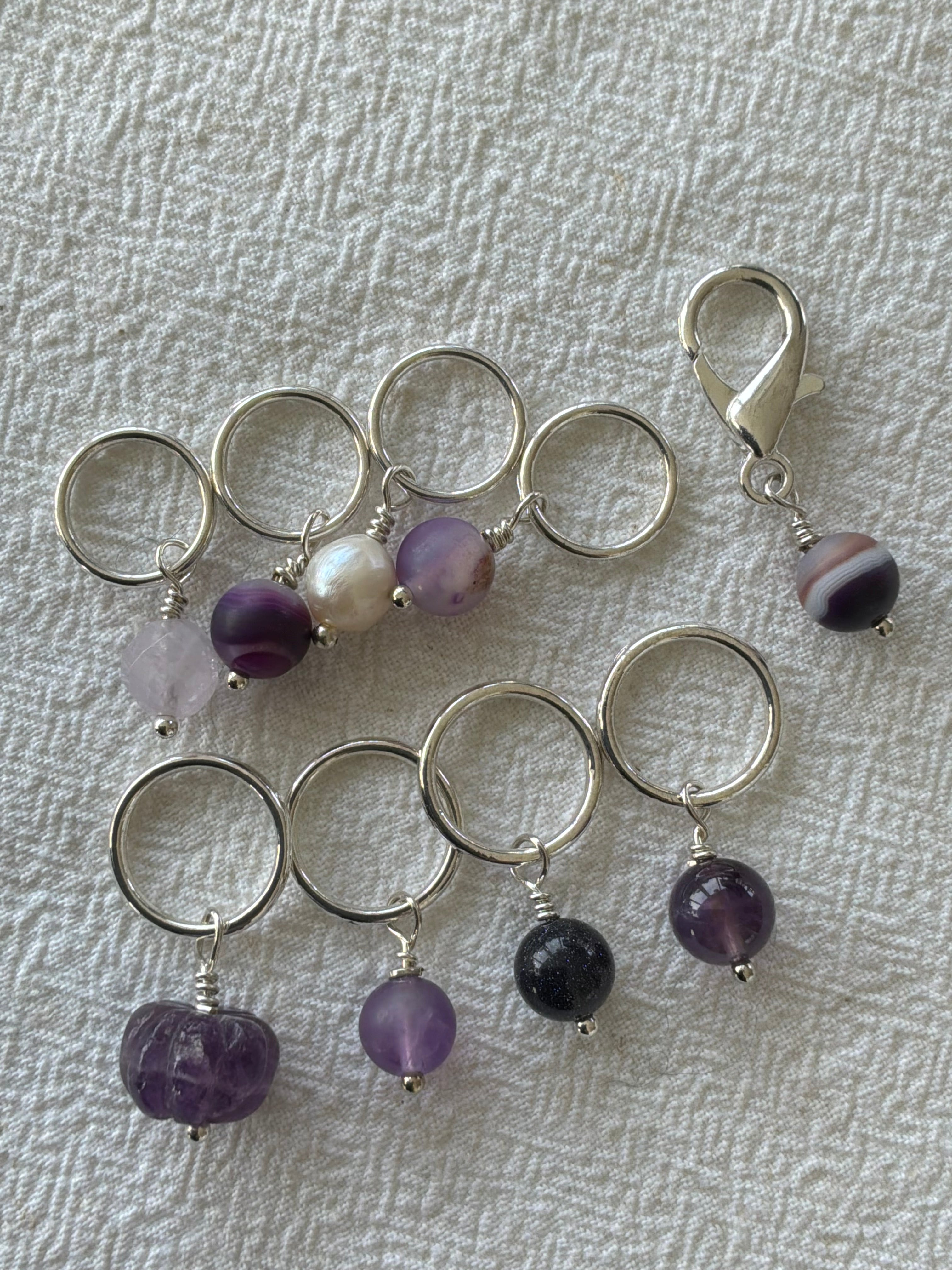 Maskemarkør sæt Ametyst, Perle, Golden Sandstone, Stribet Agat forsølvet. Op til 4x10mm og 4x12mm