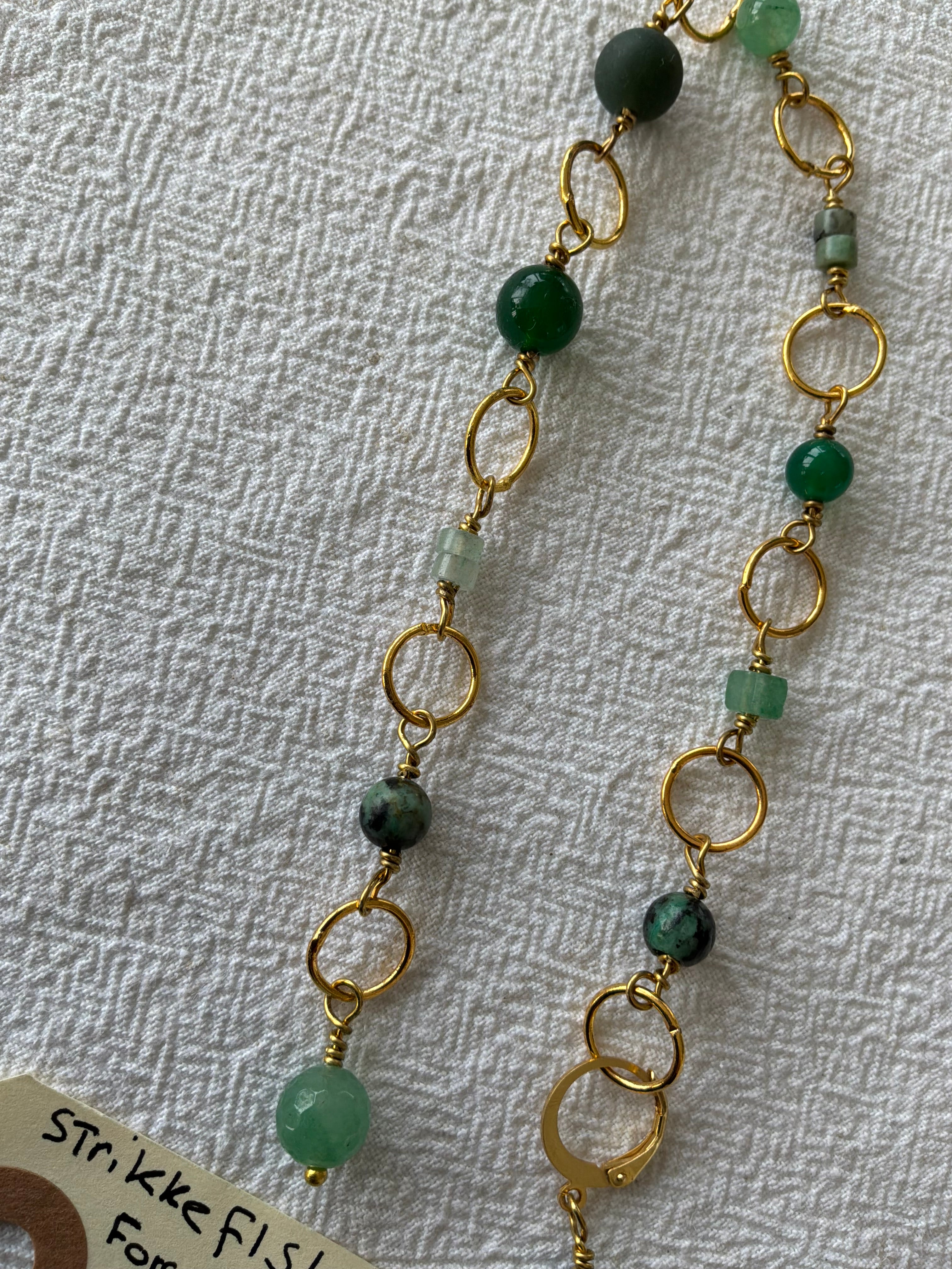 Strikkefisk forgyldt 10 ringe passer på op til 7mm. Aventurin, Afrikansk Turkis og Agat