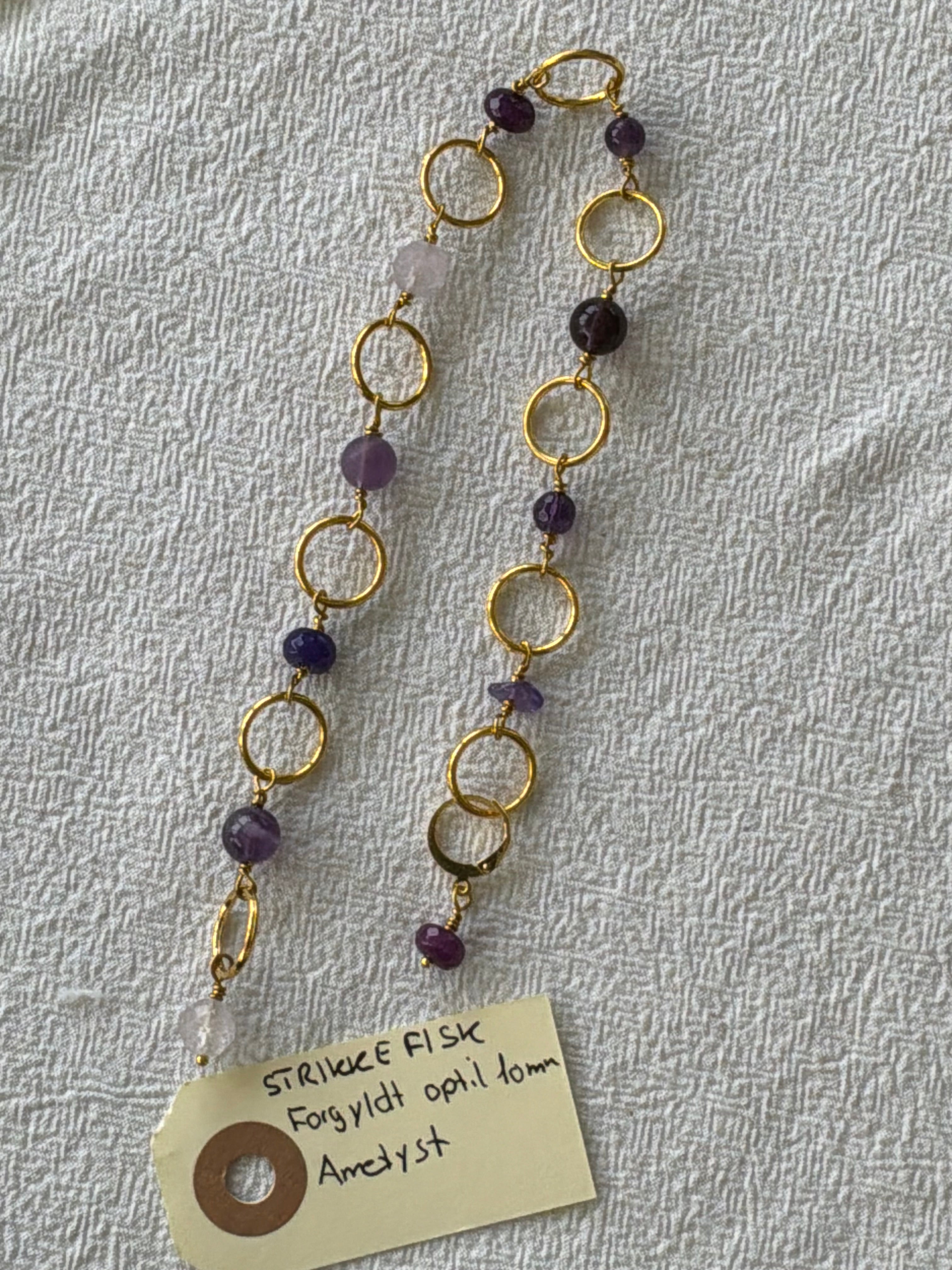 Strikkefisk forgyldt 10 ringe passer på op 10 mm. Ametyster