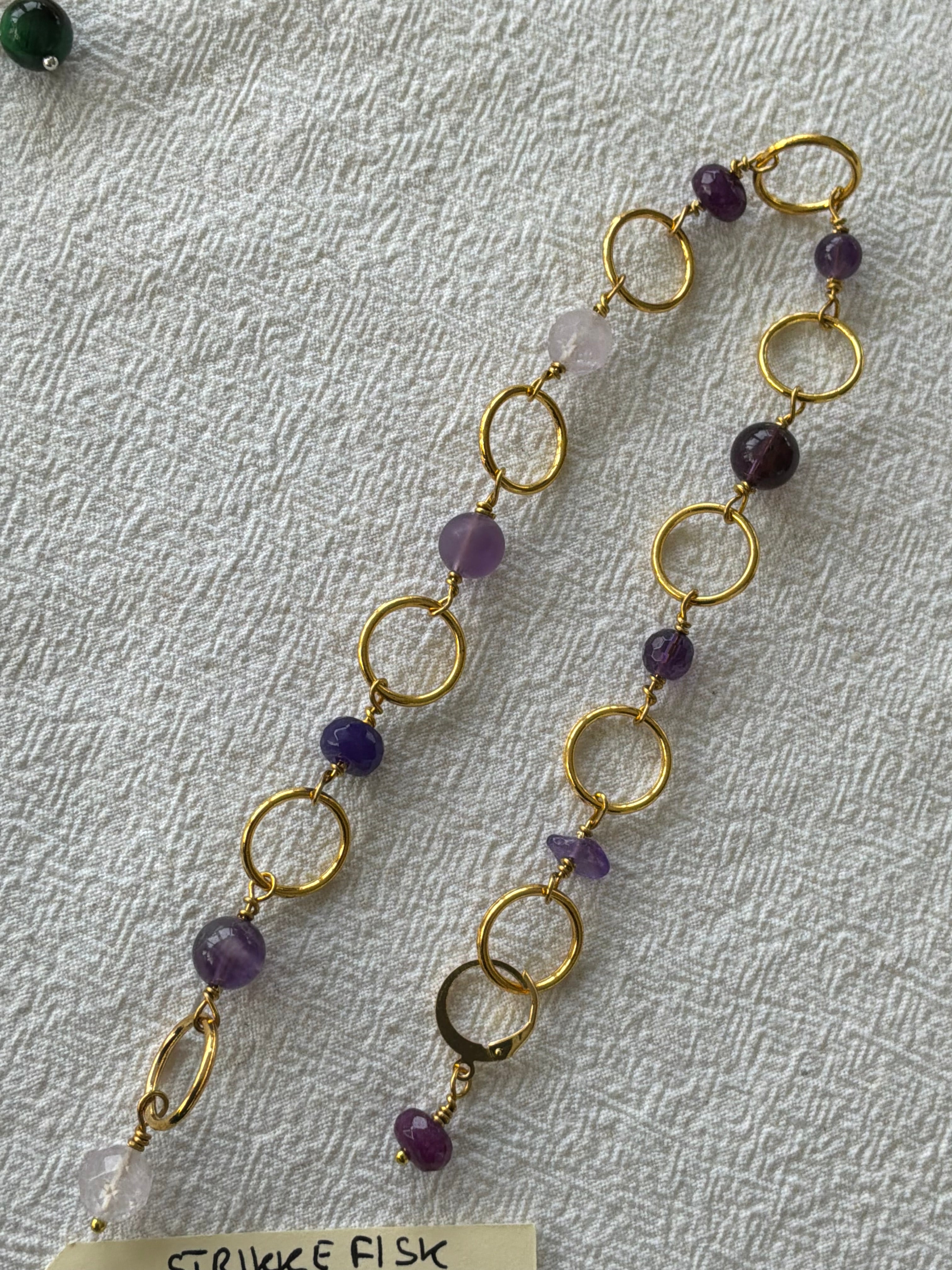 Strikkefisk forgyldt 10 ringe passer på op 10 mm. Ametyster