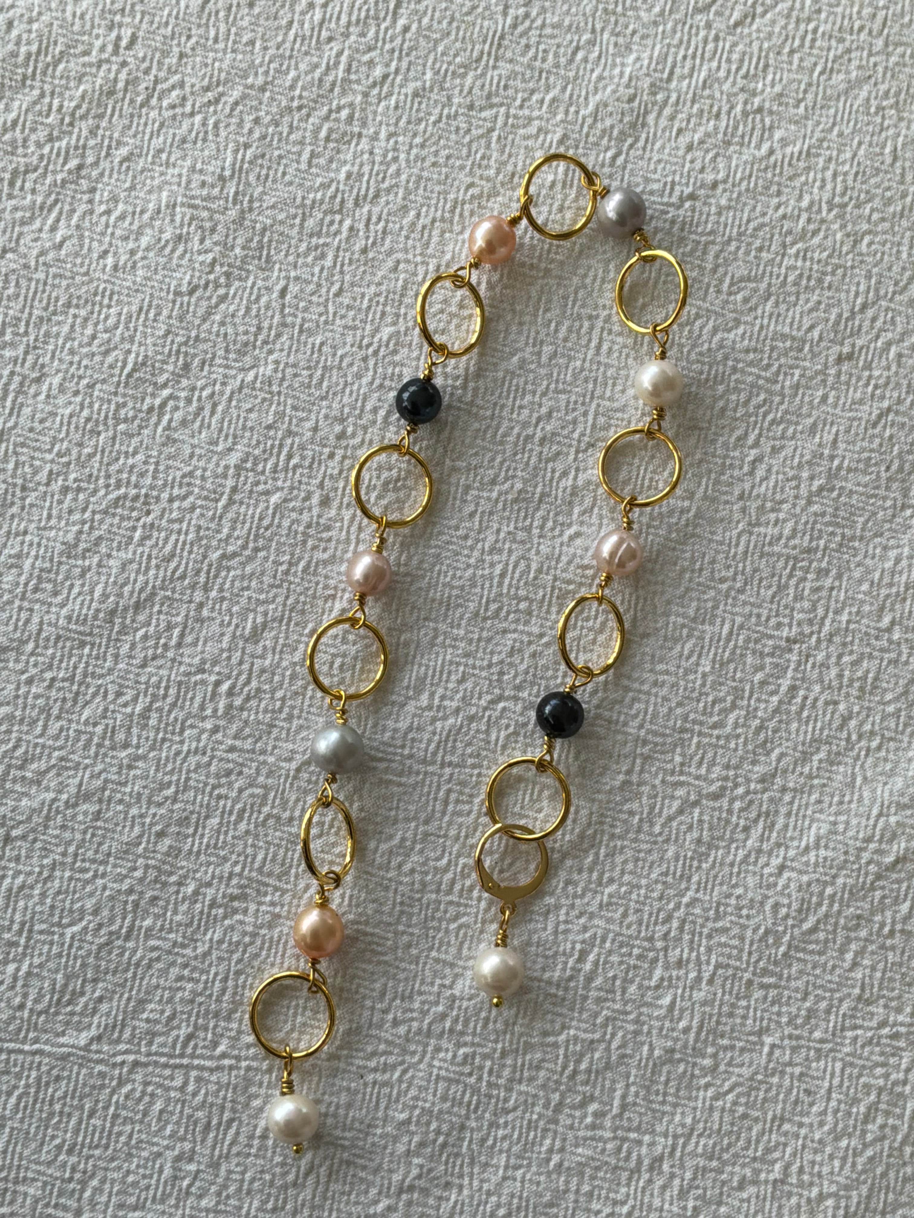 Strikkefisk forgyldt 10 ringe passer på op 10 mm. Perle i mix farver