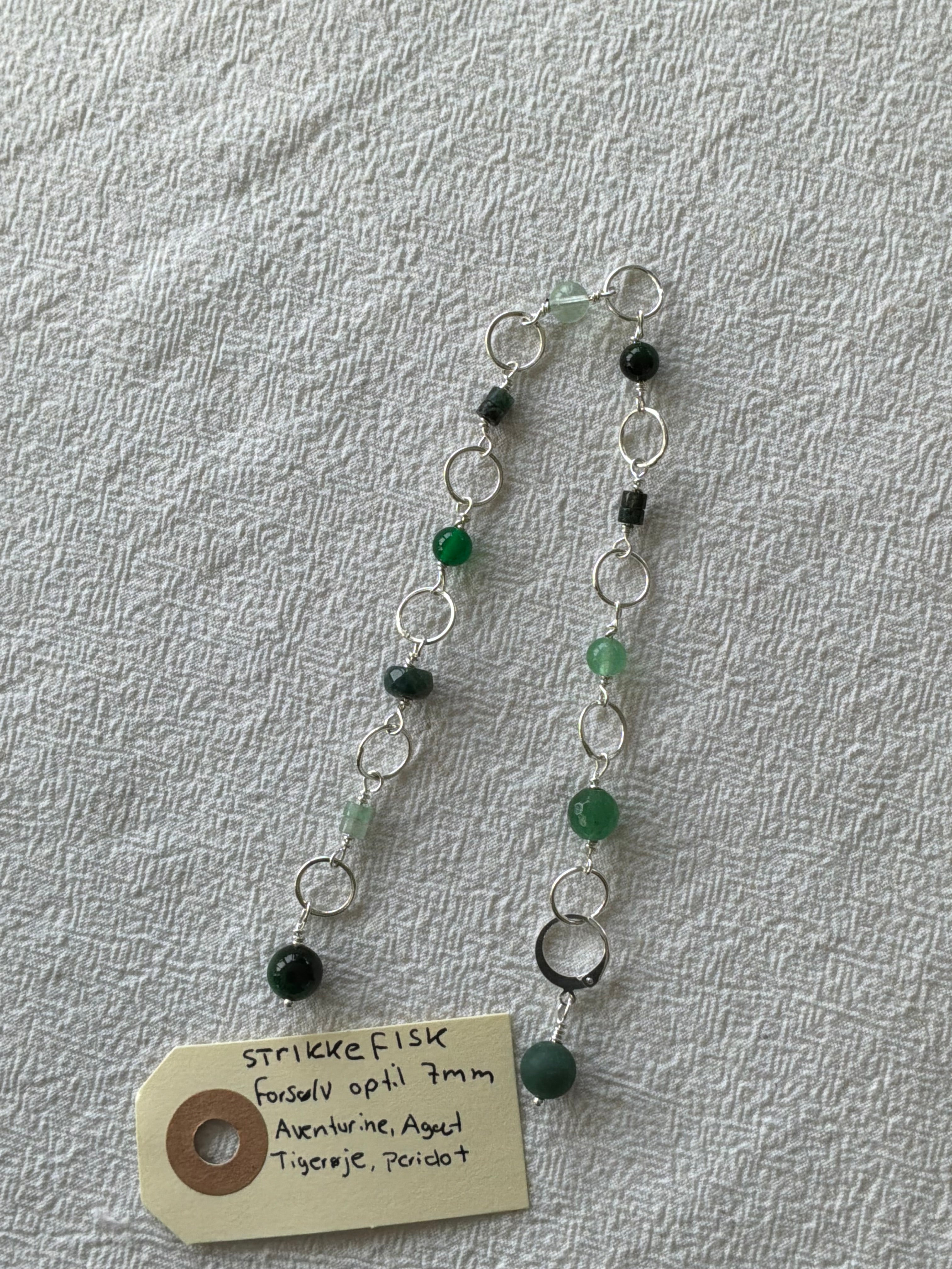 Strikkefisk forsølvet 10 ringe passer på op til 7mm. Aventurin, Tigerøje, Peridot og Agat